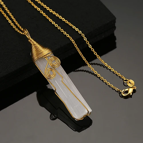 Золотой цвет Reiki Healing irregular Raw stone Pendant necklace Natural Selenite Sticks Wands Rough Gypsum Crystal Pendant Handmade jewelry - Окраска металла: Золотой цвет