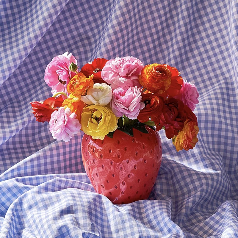 

2021 Strawberry Shape Flower Vase Simulation Fruit Vase Sculpture Round Strawberry Flower pot Desktop Home Decor Ornament