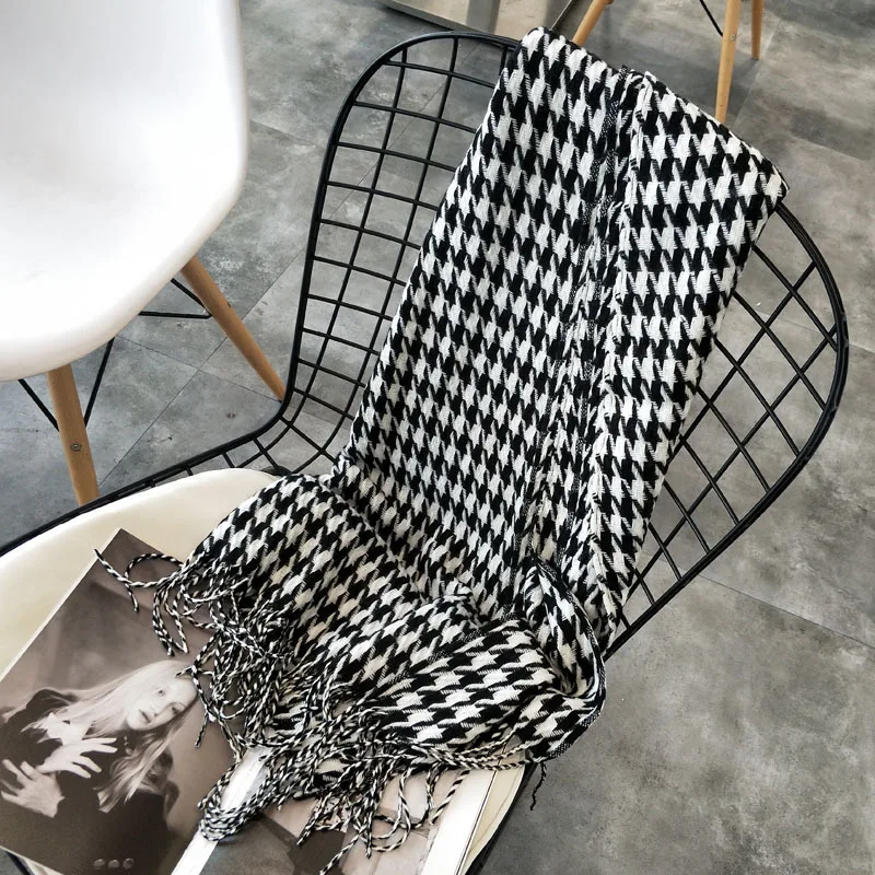 9628294470_881206780