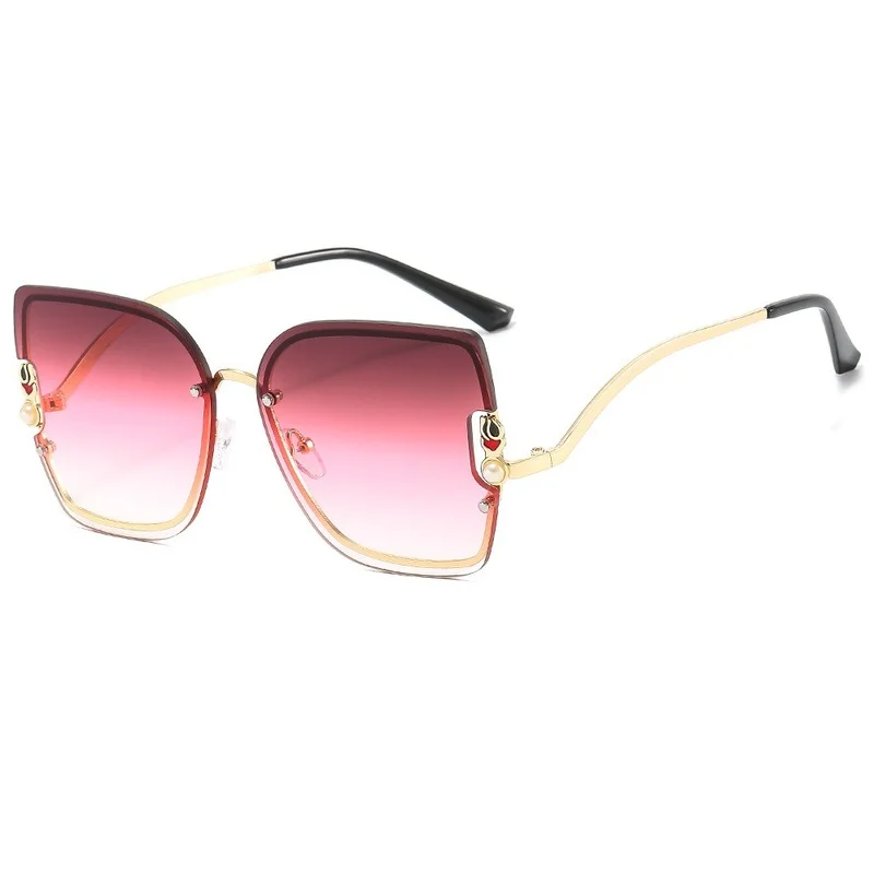 

Luxury Brand Designer Sunglasses Women Fashion Vintage Square Sun Glasses Pearl Decoration Elegant Eyeglasses Gafas De Sol