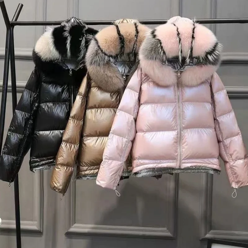 Женские утепленные Короткие пуховики зимние женские куртки с натуральным лисьим воротником Двусторонняя одежда яркие Серебристые розовые пальто верхняя одежда