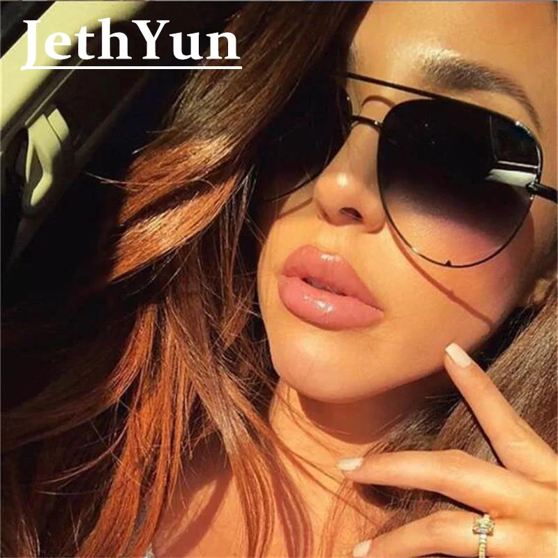 

Black Pilot Oversized Fashion Sun Glasses Female Gradient Shades Retro Designer Luxury Metal Flat Top Sunglasses Women INS Hot