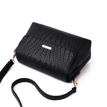 

2020 Fashion Women’s Solid Color Striped Bags Light Protable Buckle Chain Shoulder Handbags New Trend Fashion Messenger Bag#BL5