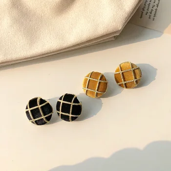 

Korean New Vintage Geometry Button Shape Stud Earrings Female Round Trendy Large Earrings for Women Gift Jewelry