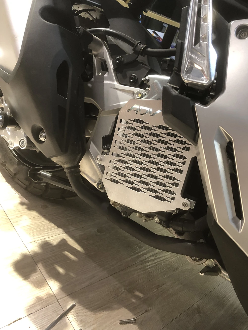 Мотоциклетные алюминиевые аксессуары решетка радиатора для ADV 150 adv150 защита резервуара для воды