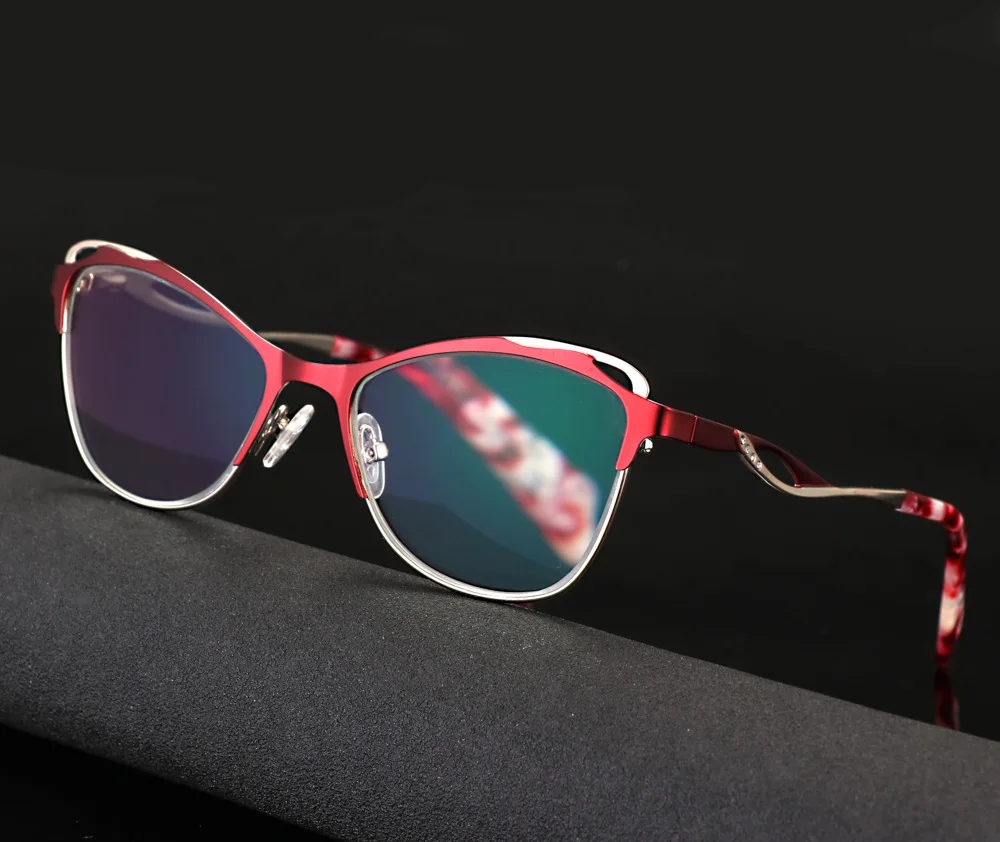 

WEARKAPER Cateye Transition Sunglasses Photochromic Reading Glasses Men Women Presbyopia Eyewear with diopters glasses with box