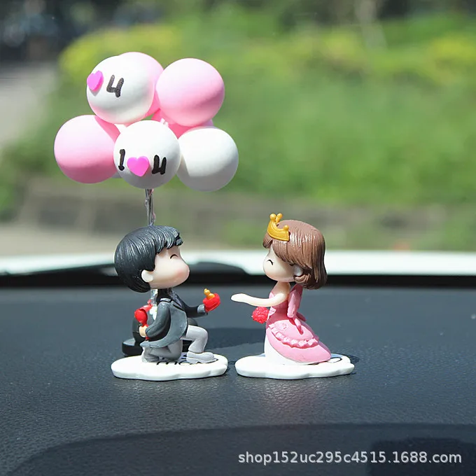 ROTORS Auto-Dekoration, süße Cartoon-Paare, Action-Figur, Ballon