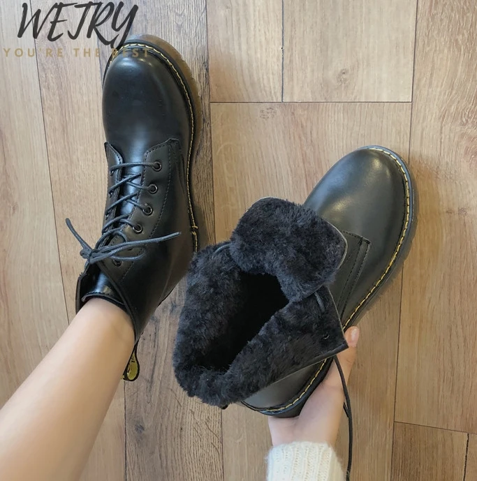 Dr Martens/осенние классические черные женские ботинки из искусственной кожи; зимние женские ботинки с мягкой подошвой; пикантные Ботинки martin с локомотивом; Размер 39