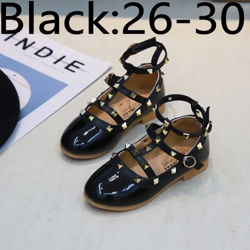 Black 26-30 Модные детские сандалии для девочек повседневная кожаная женская обувь туфли принцессы детские танцевальные туфли на плоской подошве модная детская обувь на плоской подошве с заклепками для девочек - Цвет: Black 26-30