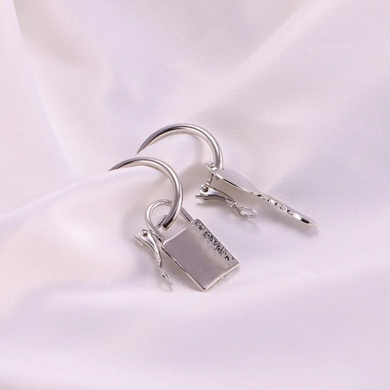 12451432359_204193426