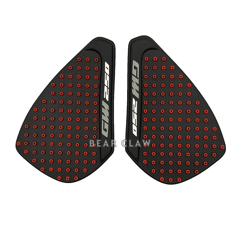 red One pair Для SUZUKI GW250 наклейка на бак мотоцикла Тяговая накладка на колено Ручка протектор противоскользящая наклейка - Цвет: red One pair