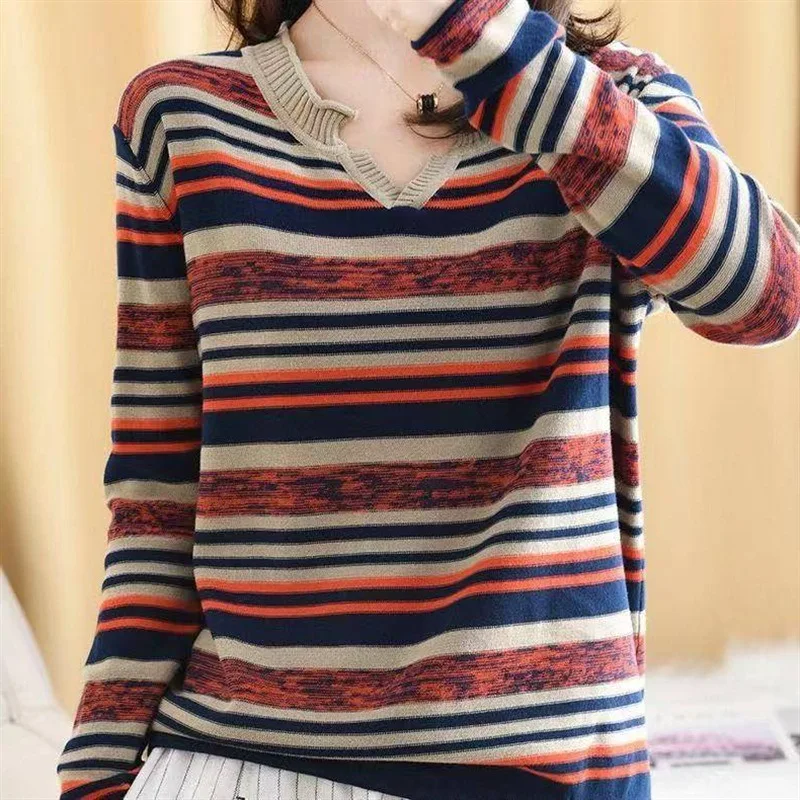 

New Spring Autumn Women Sweater Plus Size Fashion V-Neck Casual Loose Thin Striped Render Knitted Sweater For Women Pullover Top