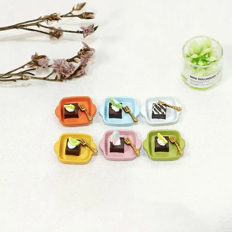 

1 Set 1/12 Scale Miniature Chocolate Dessert Pretend Food for 1/6 1/12 Blyth OB11 BJD Dollhouse Kitchen Toys Accessories