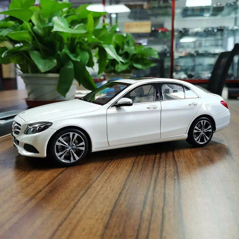 Color Silver Yapin Modellauto 1 18 Mercedes Mercedes Benz C Klasse Limousine Modellsimulation Legierung Automodellsammlung Mannliches Geburtstagsgeschenk Sammlung Heimtextilien Merchandiseprodukte Auto Motorrad Suenaacampo Com