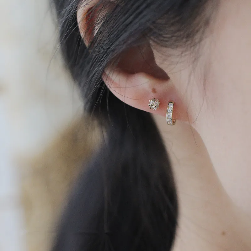 925 Sterling Silver French Simple Pavé Crystal Round Earrings Women Vintage Palace Style Noble Elegant Banquet Jewelry Gift - Image 2