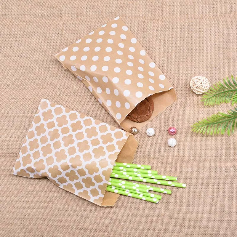 25/50pcs 18*13cm Kraft Paper Bags Wave Stripe Dot Gift Bag for Wedding Birthday Candy Snack Bag Festival Party Wrapping Supplies