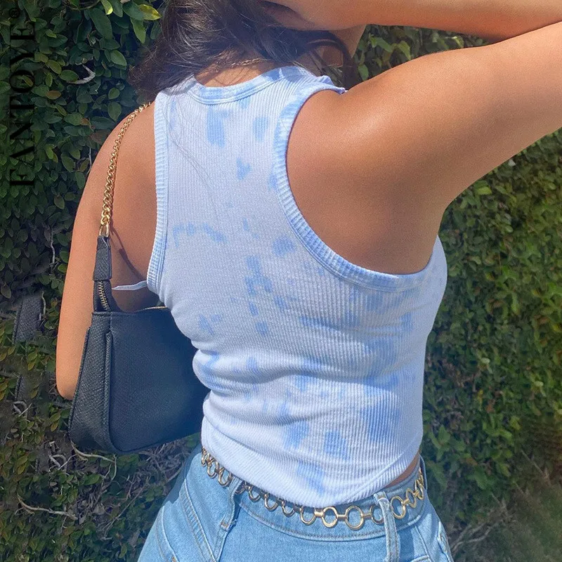 15737454258_2131638060