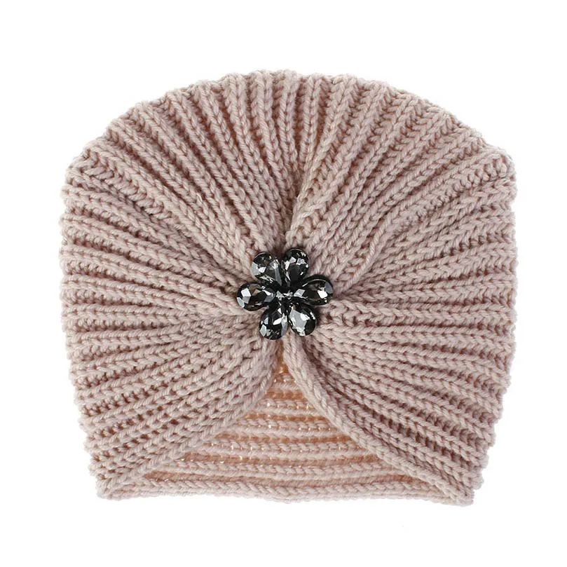 AWAYTR Зимняя шерстяная шапка в богемном стиле, женская шапка с цветочным узором, стразы, вязаная шапка для женщин, модные аксессуары для волос - Цвет: Khaki
