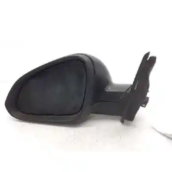 

13269566 left rear view OPEL badge saloon
