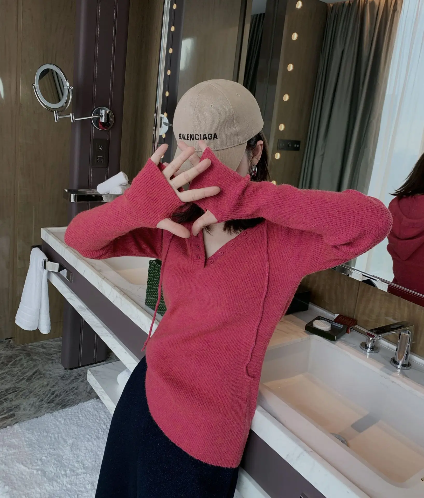 

2020 Hooded Knitted Base Coat Pullovers V-Neck Winter Clothes Black Sweater Women