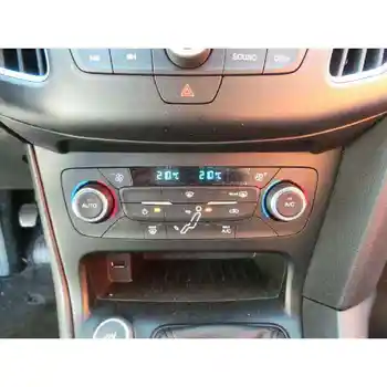 

F1ET18C612AJ COMMAND HEATING/AIR CONDITIONING Ford Focus LIM.