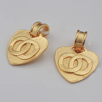 

Autumn Winter Hot Sale Gold Retro Heart Earrings Brass Electroplated 18k Golden Heart Shape Clip-on Fashion Creative Ear Jacket