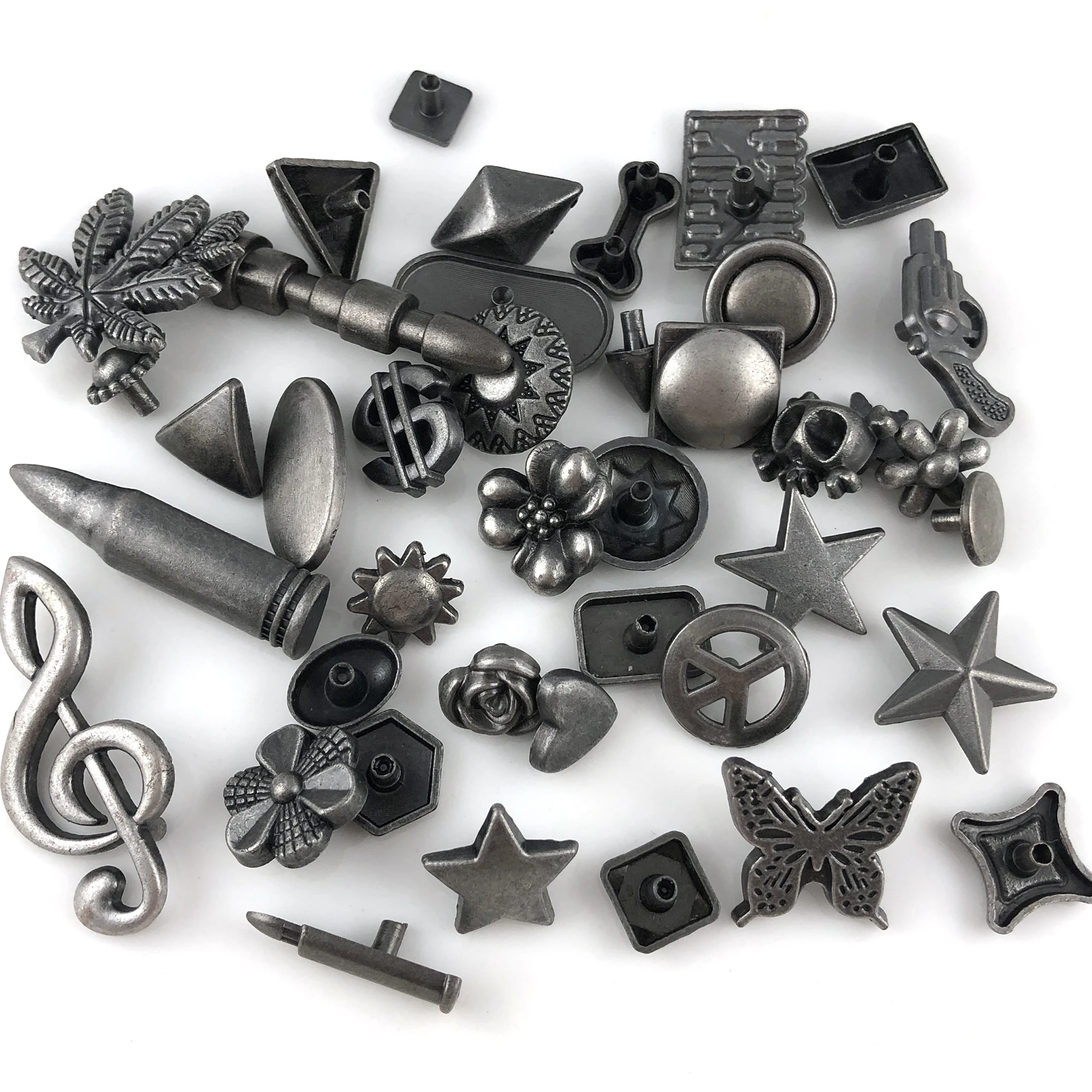 Смешанные антикварные серебряные блестящие шпильки с заклепками в стиле панк