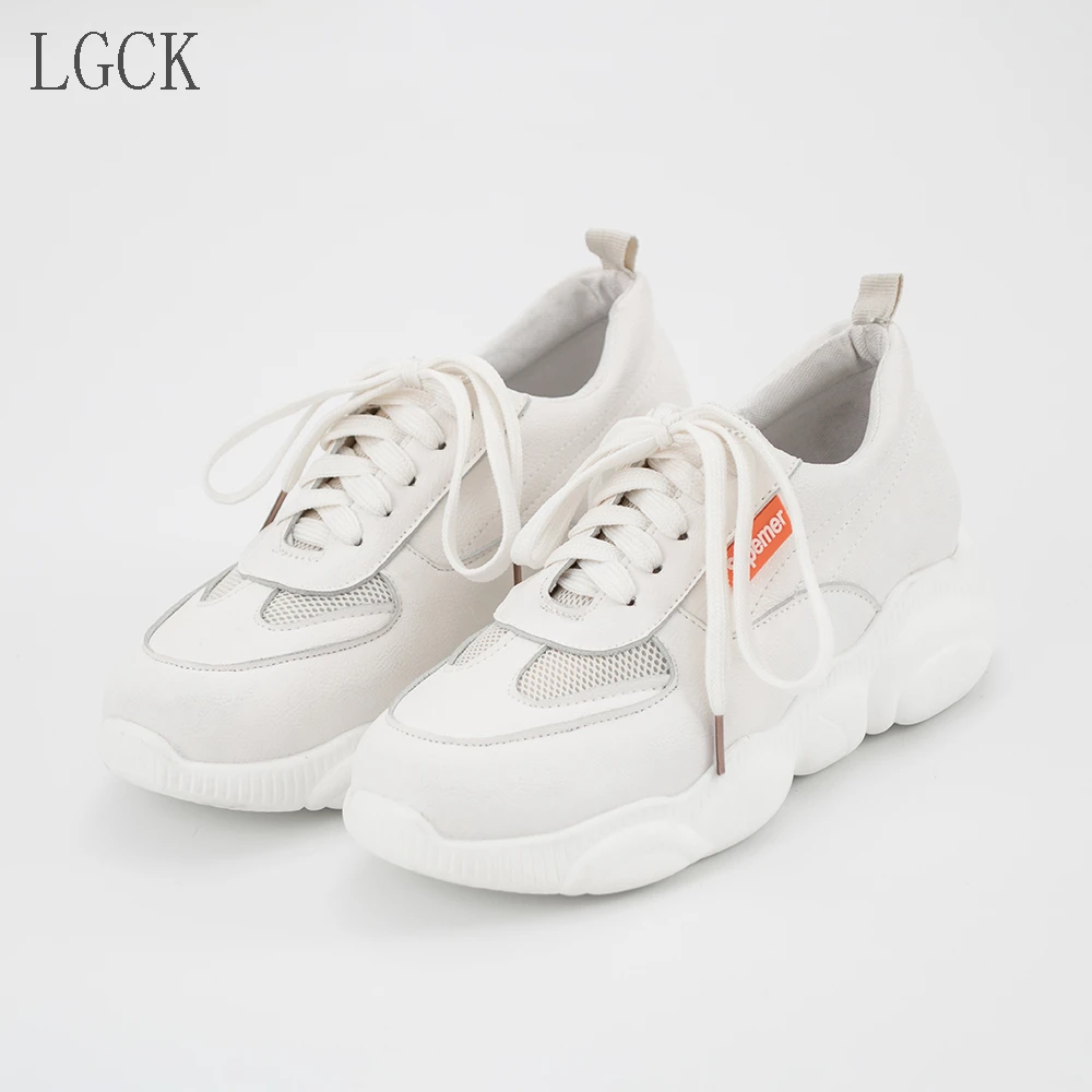 most popular women's casual shoes