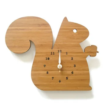 

Nature Bamboo Squirrel Wall Clock Advanced European Minimalist Exquisite Artistic Silently Clock Modern design For Kids Room