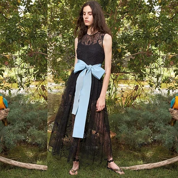 

XF 2020 Summer New T Stage Vintage Women'S Black Sleeveless Lace Embroidery Sexy Belt Slim High Quality Tulle Elegant Long Dress