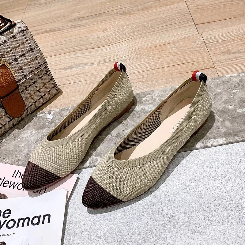 Summer New Ladies shoes breathable knitted Pointed toe moccasins Thick heels mixed color flats loafers stretch shoes wome - Цвет: Beige
