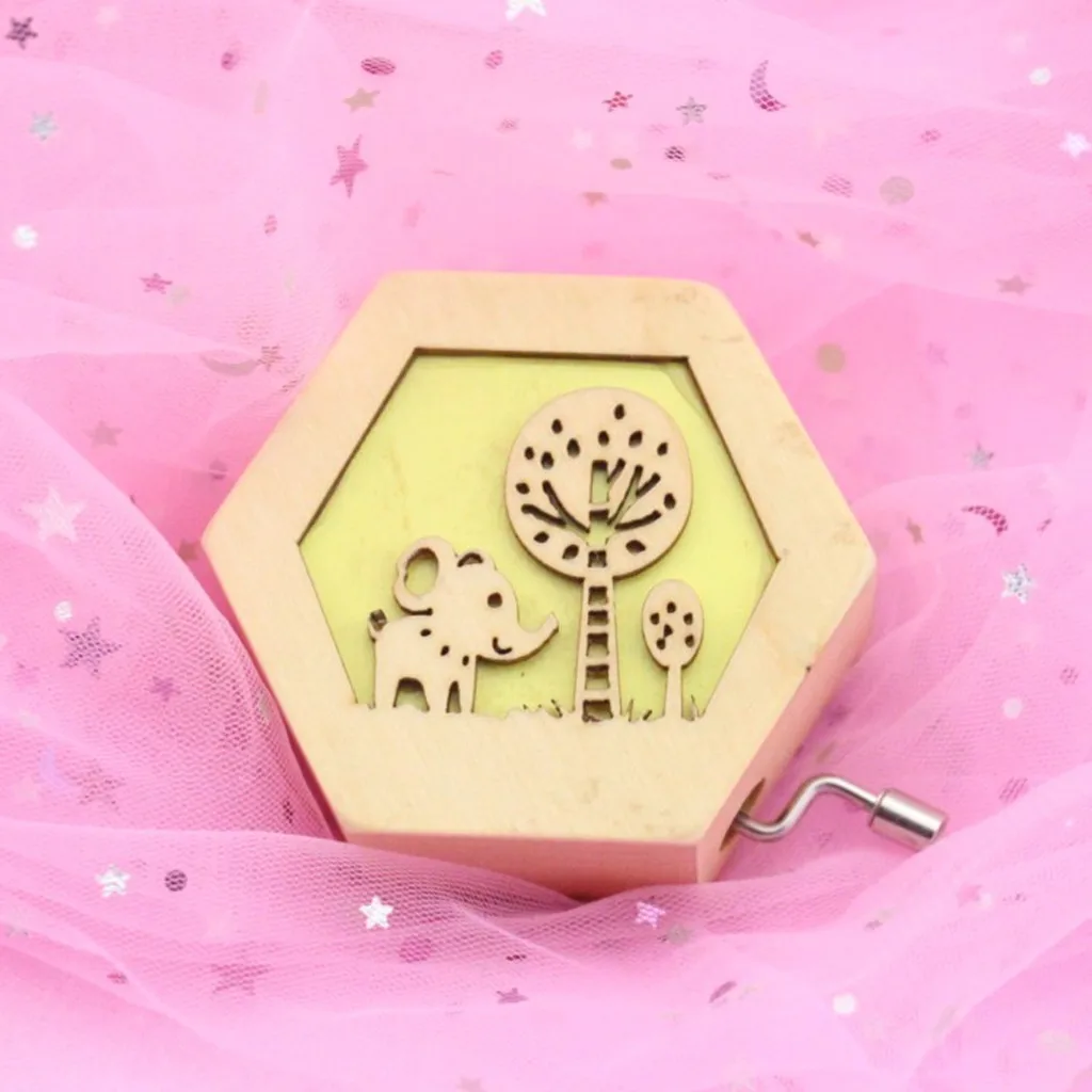 Music box Hand Crank Musical Box Carved Wooden Music Toys Music Gift home decoration accessories fashion room decorations A724 Music box Hand Crank Musical Box Carved Wooden Music Toys Music Gift home decoration accessories fashion room decorations A724