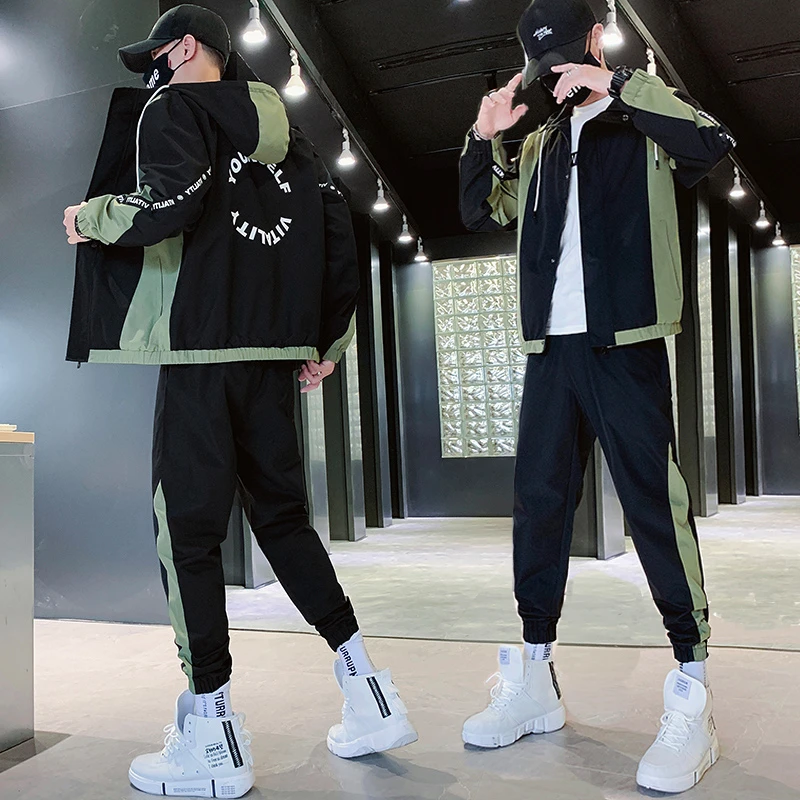 

WWKK 2020 Men Fashion Tracksuit Spring Autumn Sweatshirt +Sweatpants Tracksuit Set Men New Patchwork Slim Fit Sweat Suits