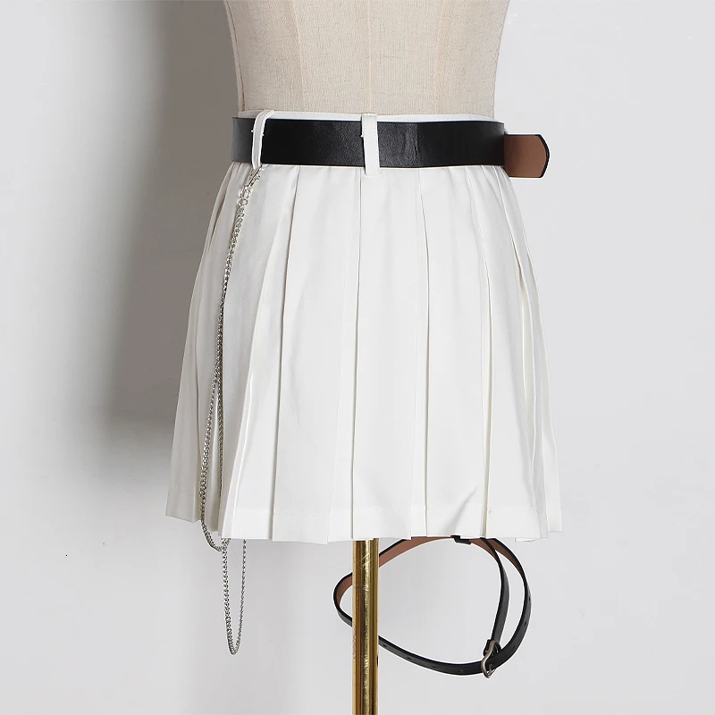 TWOTWINSTYLE уличная плиссированная юбка для женщин с высокой талией и цепочкой на поясе мини юбки женская модная одежда лето Новинка