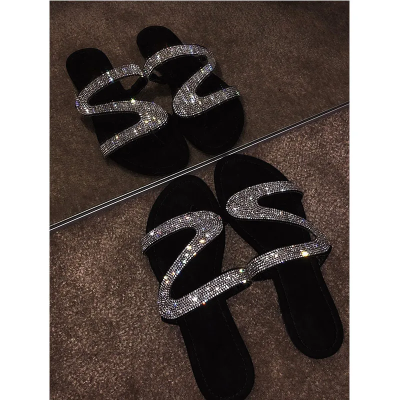 Летние женские шлепанцы; Zapatos De Mujer; модные пляжные шлепанцы со стразами; обувь на плоской подошве; женские шлепанцы; большие размеры; блестящие вьетнамки
