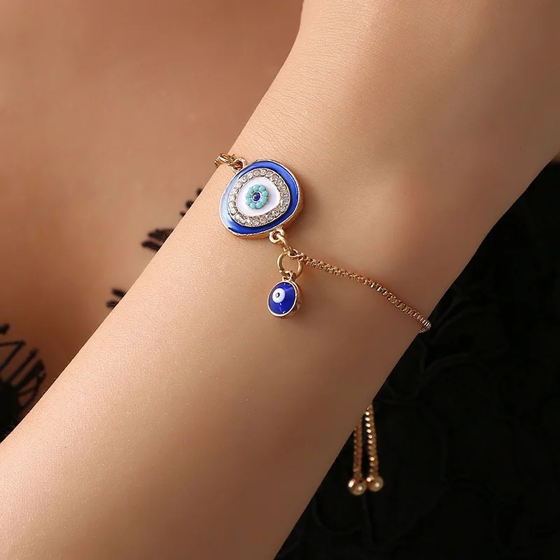 

2019 New Fashion Personality Diamond Devil's Eye Bracelet Ethnic Style Single Layer Bangle Bracelet Party Statement Bracelet