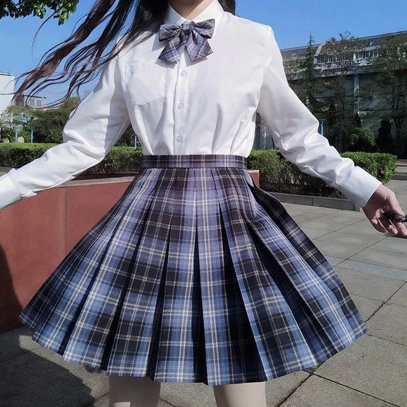 school skirt