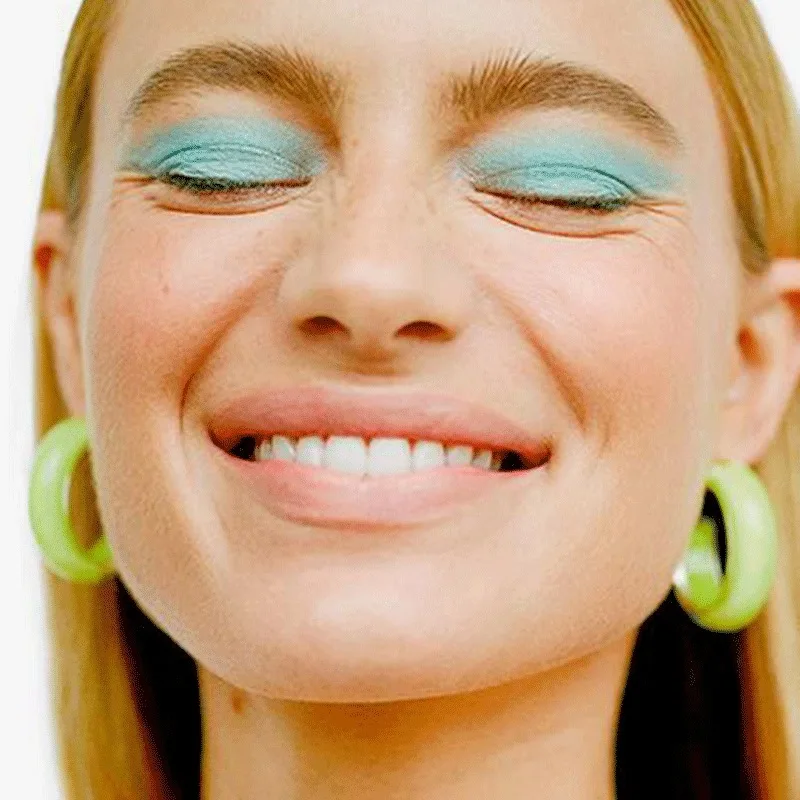 

2019 New Design Minimalist Candy Color Acetic Acrylic Small Hoop Earrings For Women Blue Red White Pink Green Hoop Earring