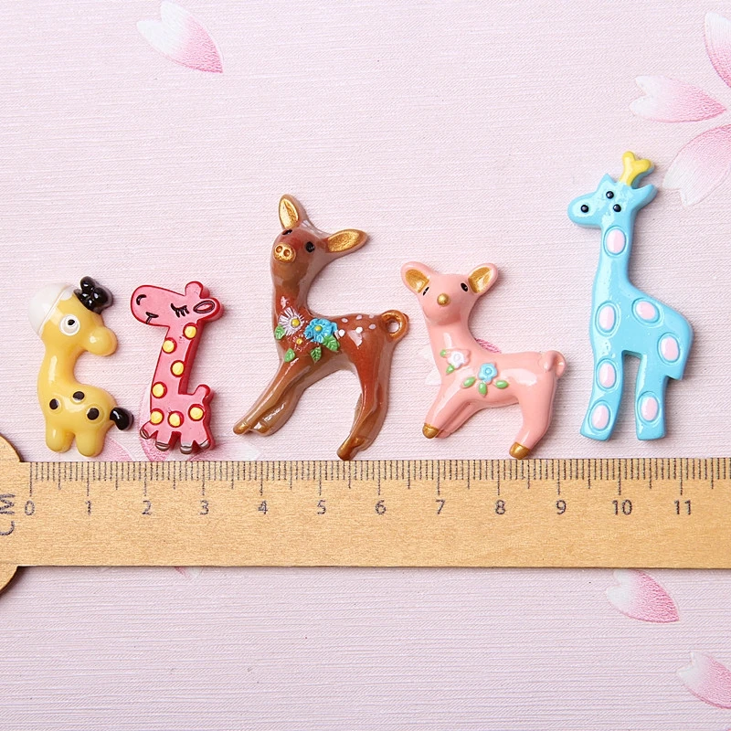 10PCS Cartoon Giraffe Resin Accessories DIY Phone Decorative Craft Supplies Children Hairpin Flat Back Planar Resin Material