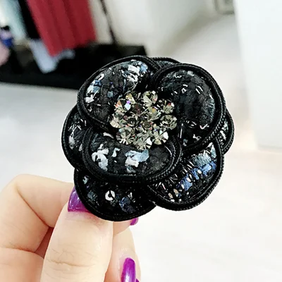 Корейский famouse дизайн брошь-цветок с кристаллами pin Ювелирные изделия для Женские аксессуары для одежды воротник pin двойного назначения - Окраска металла: black
