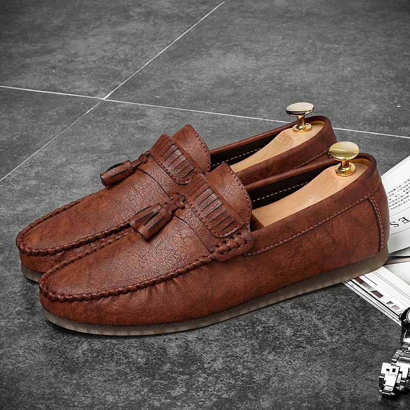 

Spring Slip on Flats Loafers Male Leather Men Casual Shoes Lightweight Driving Shoes Men Comfortable Male Loafers HC-737