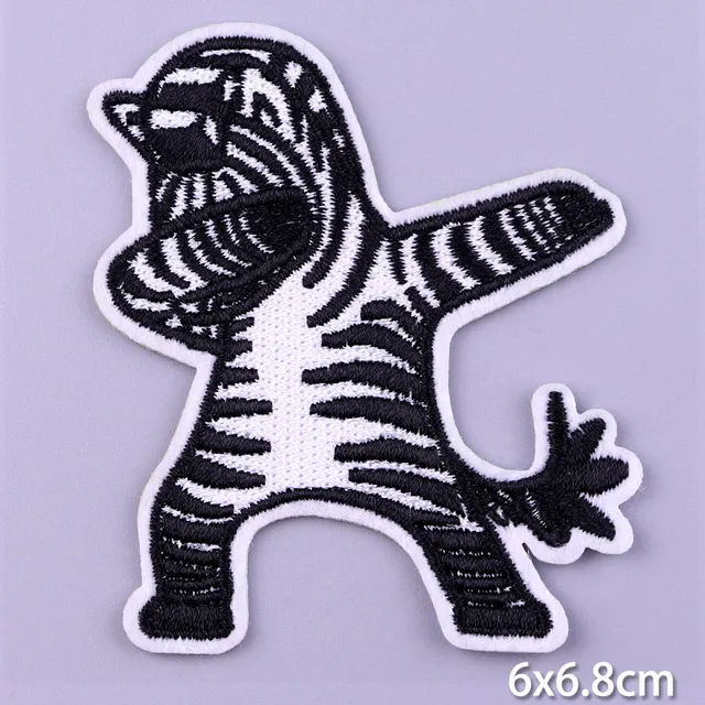 DIY Cartoon Cat Dog Patches On Clothes Animal Patch Unicorn Letter Embroidered Patch Iron On Patches For Clothing Stickers Badge PE6271CT