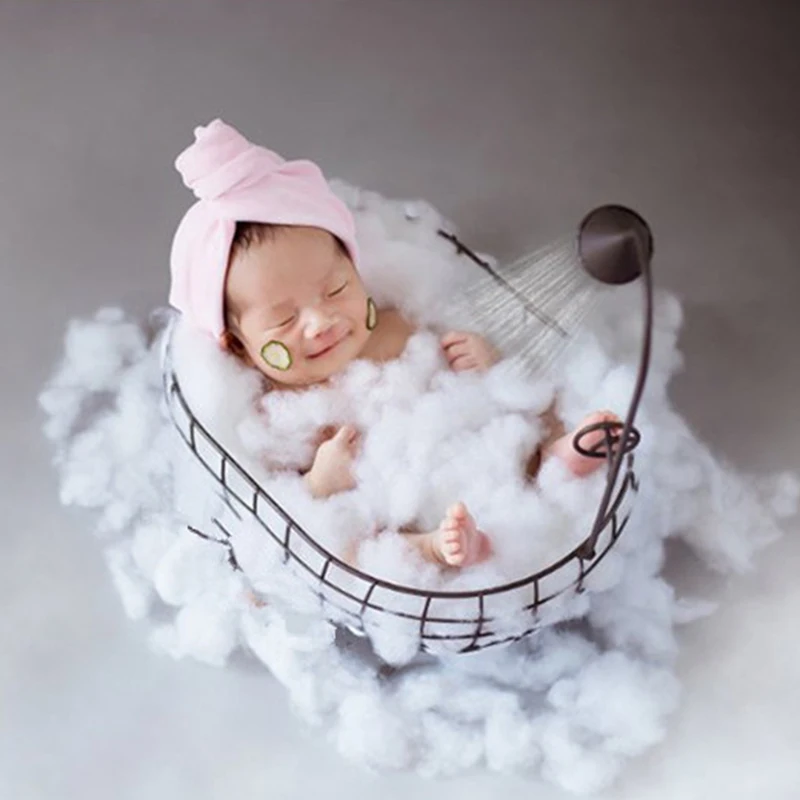 

Baby photo props iron basket newborn baby child photography auxiliary frame studio posing photography props Decorative clothing