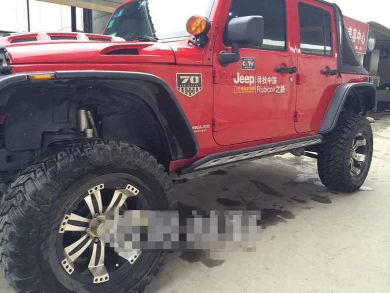 

Poison Spider Side Steps For 4 Doors Jeep Wrangler JK07-17