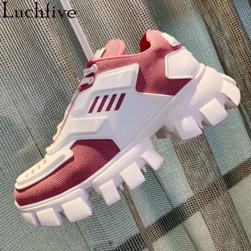 

Hot Lace Up Round Toe Women Casual Shoes Fashion Cut Outs Outwear Runaway White Wedges Shoes For Women