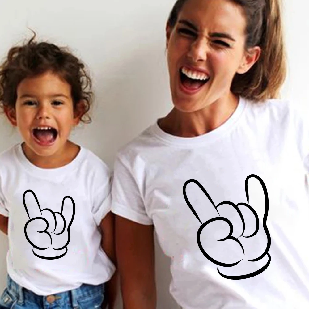 

Summer Parent-child Wear Disney Mickey Gesture Print T-shirt Simple Fashion Casual Adult Unisex Wild Round Neck Comfortable Cute