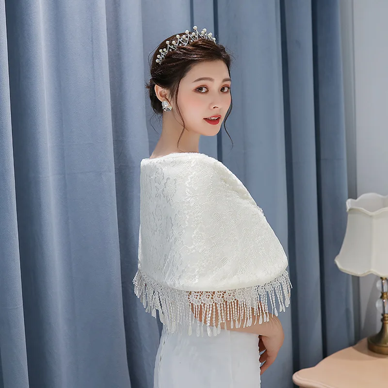 12112016877_215129609