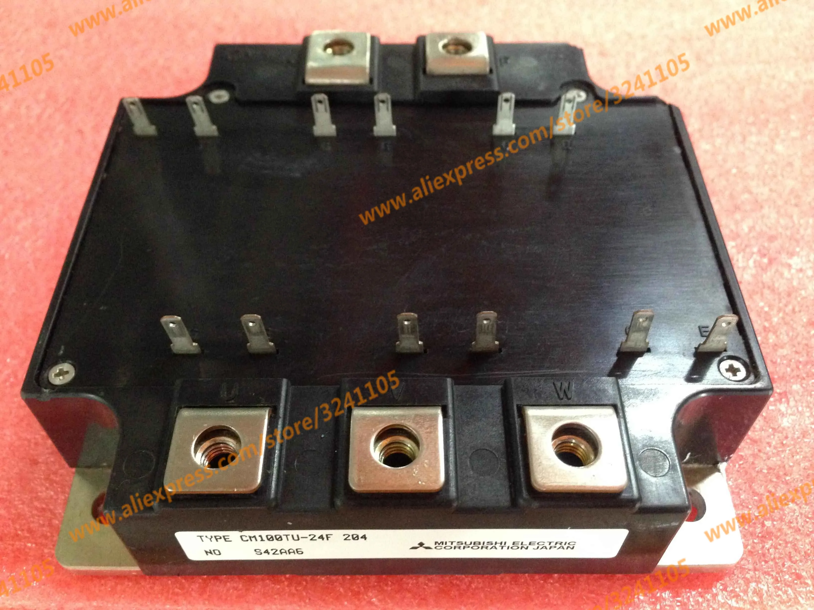 

Free Shipping New and original CM100TU-24F module