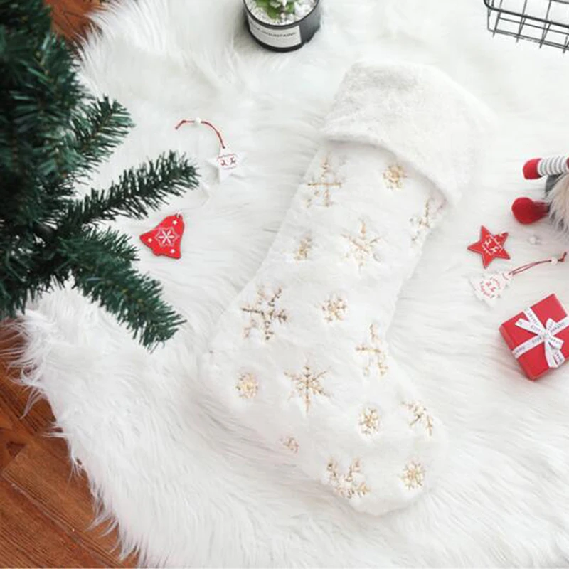 Висячие петли Рождественская елка камин конфеты носки Рождественский Декор снежинки вышитые белые Плюшевые рождественские чулки подарки мешок
