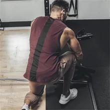 Стиль мужской жилет для занятий фитнесом, летний баскетбольный спортивный впитывающий дышащий жилет без рукавов